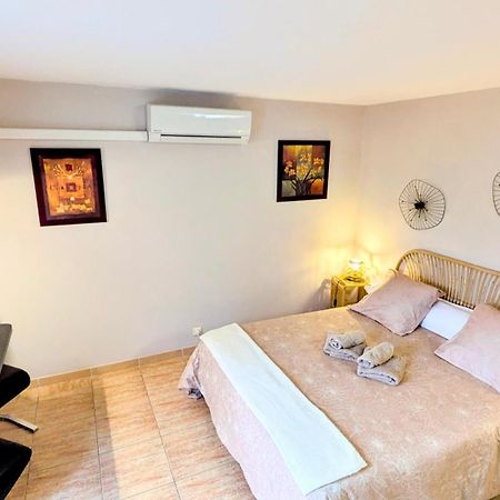 Chambre Spacieuse, Independante, 700M De La Gare 纳博讷 外观 照片